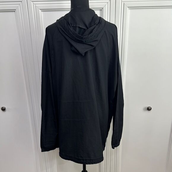 Adidas Black and‎ White Women's Jacket - Picture 6 of 8